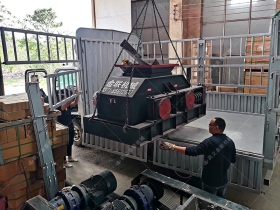 2PG800*600對輥草莓视频污在线观看發往重慶_破碎鵝卵石
